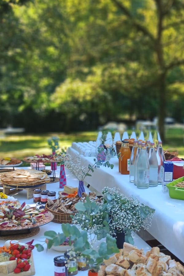 Brunch, La Cour de Bovrel, Saint-Guyomard
l